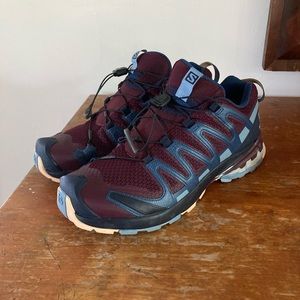 NWOT Salomon 3D Pro Sneaker, size 8 women’s